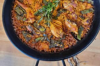 Nur für Sie: privater Paella-Kochkurs … (auch bei Ihnen zu Hause) …
