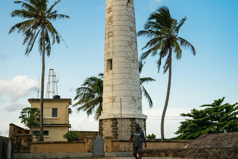 Sri Lanka: Colombo Airport-Car Tour-Negombo Beach-Galle Fort