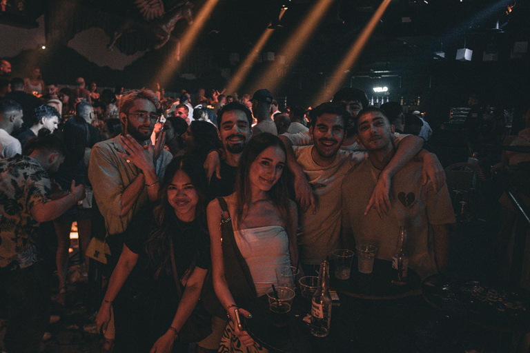 Tirana: Pub Crawl with 1 hour of Unlimited Drinks