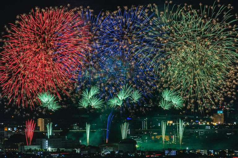 Oyama Fireworks Festival 2026: Day Trip from Tokyo 13:00-14:00 Pick up From Hotel