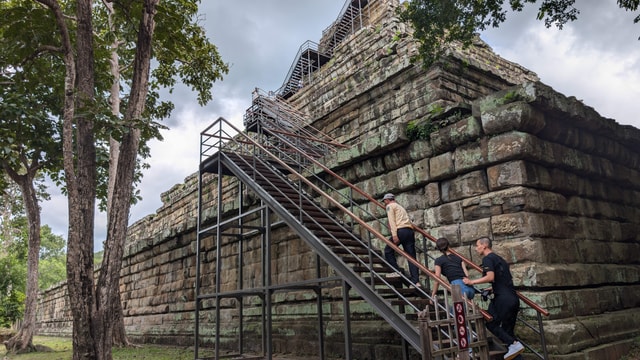 From Siem Reap: Koh Ker and Beng Mealea Private Day Tour