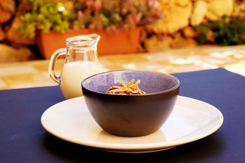 Gozo: Traditional and Local Breakfast in a Historic building