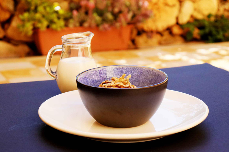 Gozo: Traditional and Local Breakfast in a Historic building