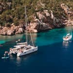 Alghero: gita di un giorno in catamarano a vela con pranzo