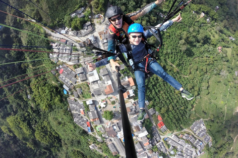 Flying Paragliding Day Tour at Calarca Pick-up in Pereira