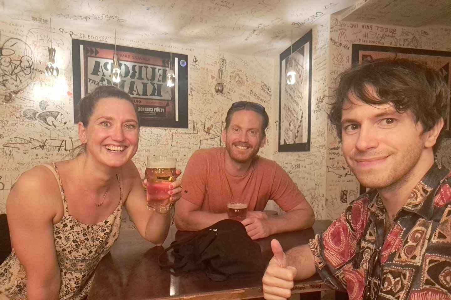 私享废墟酒吧之旅：文化历史与美酒