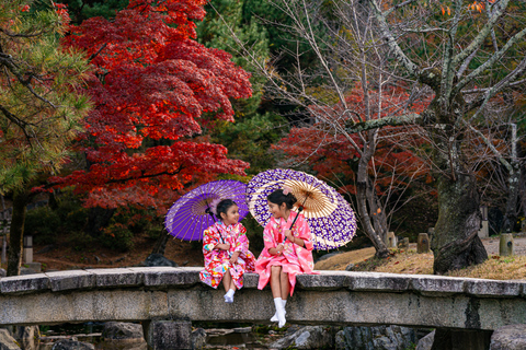 Kyoto: Private Kimono Photoshoot for Couples and Solo