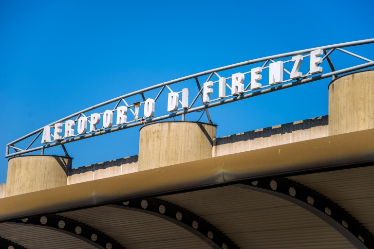 Flughafen Florenz: Hin-oder Rücktransfer im Luxusvan
