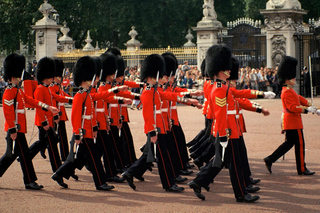 London: Buckingham Palace & Changing of the Guard Experience