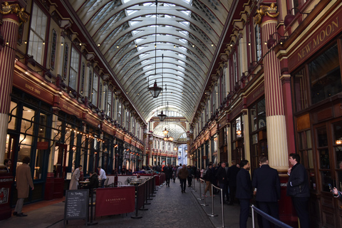 London: Charles Dickens' A Christmas Carol Walking Tour