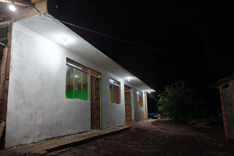 From Cusco: Sunset Llama Trek with Stargazing & Bonfire