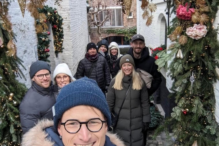 Bruges: Wicked Christmas Bike Tour Experience with a Local