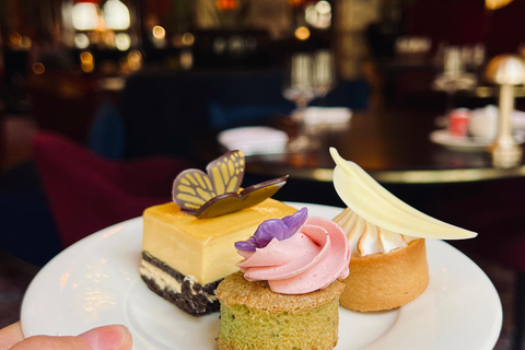 The Hague: Guided City Tour with High Tea at Hotel Des Indes
