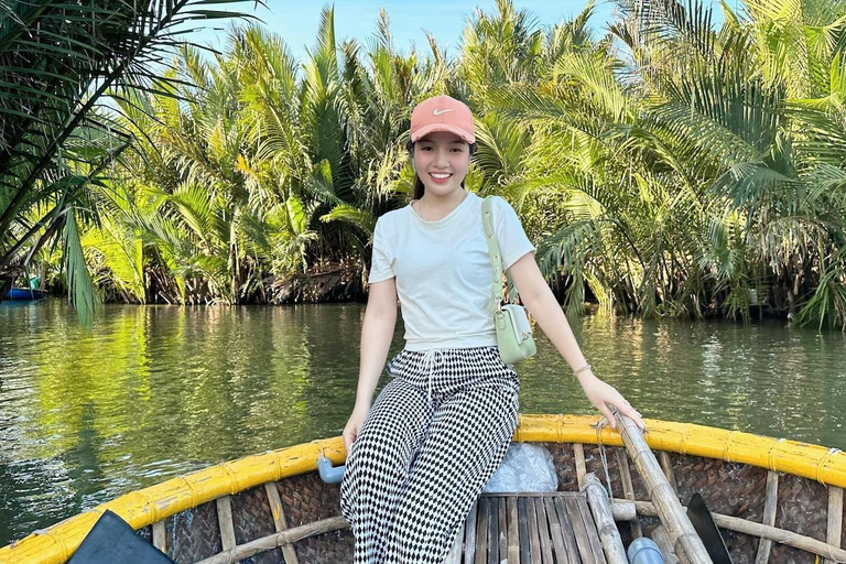 Da Nang: Cam Thanh Coconut Village and Hoi An by Night Tour Private Car from Da Nang to Hoi An - 2 way