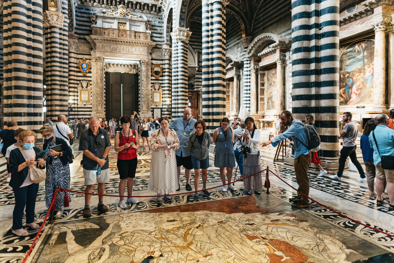 Firenze: Tour per piccoli gruppi di Siena, San Gimignano e ChiantiTour di un giorno della campagna con pranzo