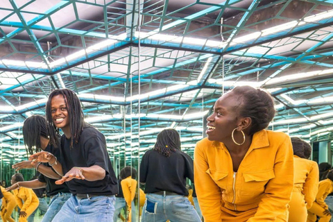 Nairobi: Museum of Illusions Guided Tour with transfers
