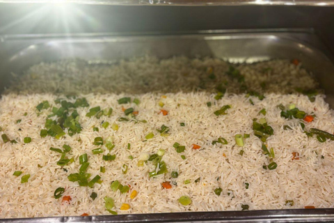 Dubai: Crucero con cena en el dhow más grande de Al Seef con espectáculo en directo