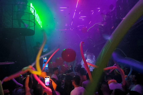 Medellin : Vie nocturne sur les toits et dans les clubs avec des alcools locaux