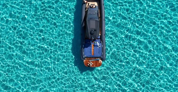 Paros: Private Luxury Cruise to the Blue Lagoon - Antiparos