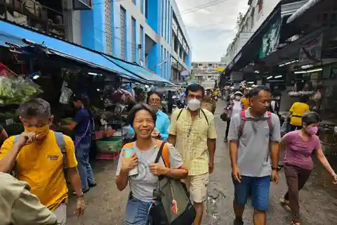 Thailändisch kochen mit thailändischer Familie mit Englischkenntnissen