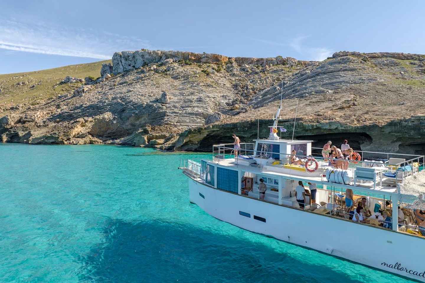 Bátferð með Drykkjum og Hádegisverði