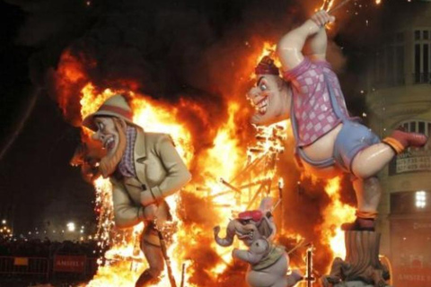 From Calpe, Javea, or Denia: Valencia Fallas Fiesta Day Trip