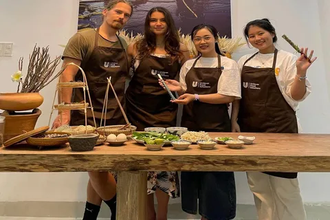 Da Nang: Clase de Cocina Tradicional con comida en Familia Local