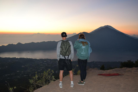 Desde Ubud: Senderismo en el Monte BaturSenderismo con servicio de recogida en Ubud y Kintamani