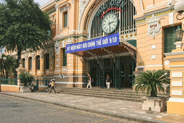 Ho Chi Minh: Colonial Landmarks, War Museum, and Cholon Tour Private Tour