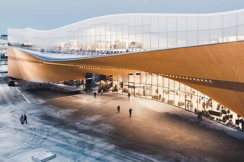 Helsinki: Harbor, Icebreakers & Cathedral Walking Tour