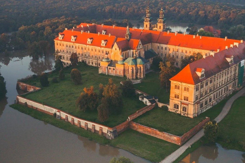 Wrocław: Lubiąż Abbey Private Half-day Tour with Transfer