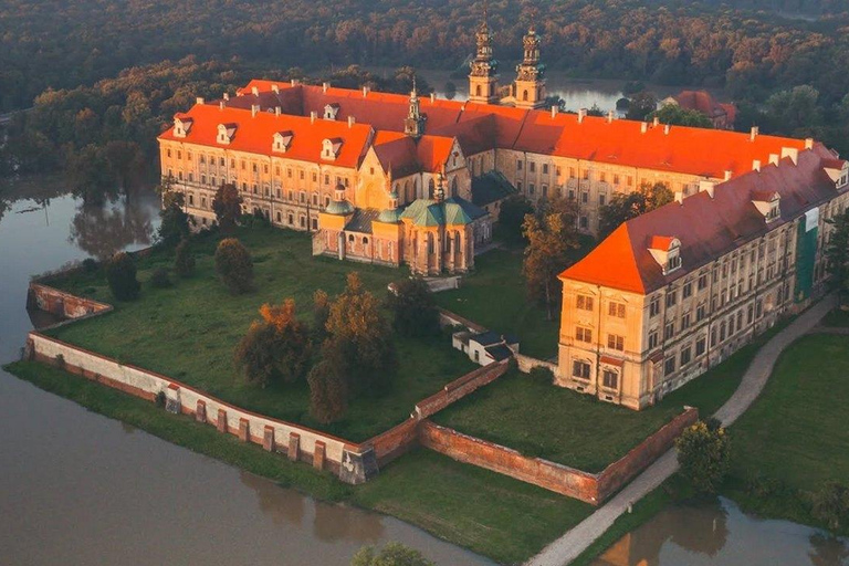 Wrocław: Lubiąż Abbey Private Half-day Tour with Transfer