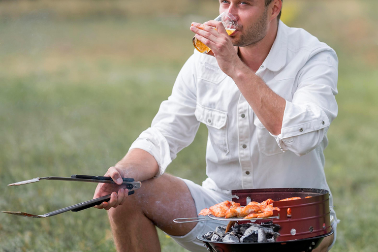 Munich: Hangover Recovery Tour With Local Guide & Transport