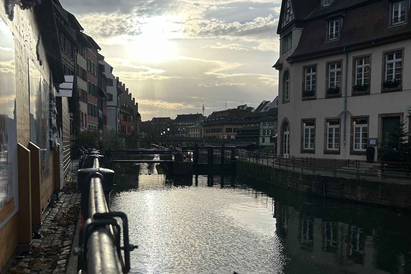 Walking tour of the city center