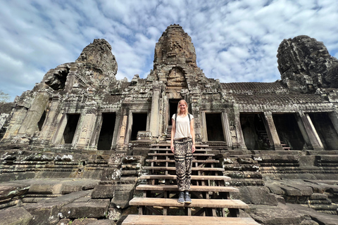 Tour Privado del Amanecer de Angkor en Vehículo con Aire Acondicionado