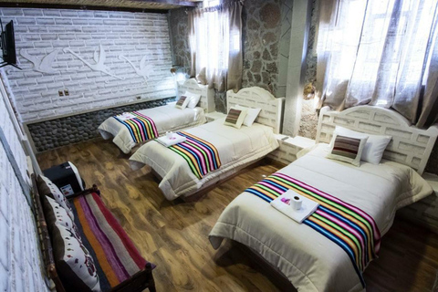 Uyuni: Salt Flats Full Day Tour with 3-Star Salt Hotel Stay