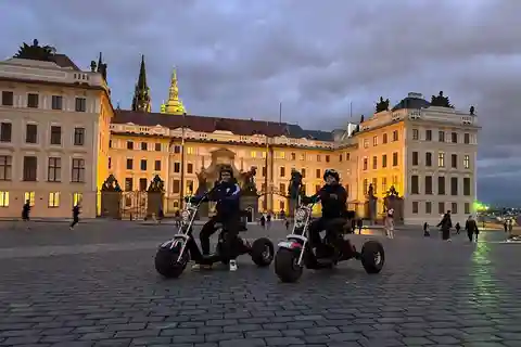 Prague City sightseeing in Night Trike Tour