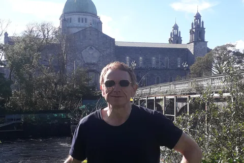Galway City: Guided walking tour with an expert