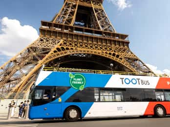 Paris: Hop-On/Hop-Off-Bus-Tour & Seine Cruise Bundle Tour