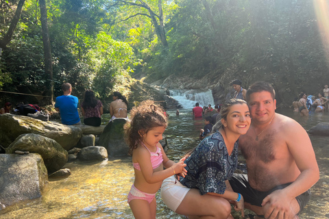 Medellin: River Tubing and BBQ Day Trip with Hotel Pickup