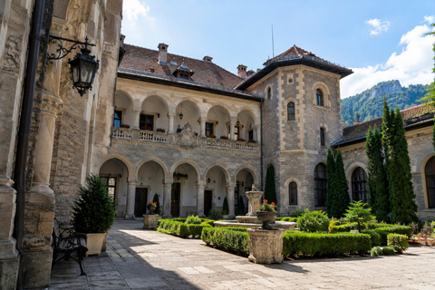 Bucharest: Dracula's Castle, Peleș Castle, Wednesday and Brașov VIP Tour: Dracula's Castle, Peleș Castle, Wednesday and Brașov