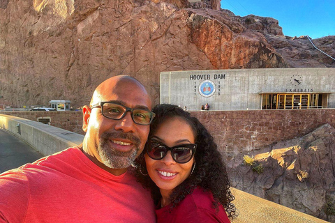 Las Vegas: wycieczka 1-dniowa w małej grupie do Doliny Ognia i zapory Hoovera