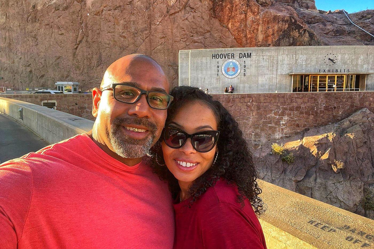 Las Vegas: wycieczka 1-dniowa w małej grupie do Doliny Ognia i zapory Hoovera