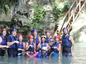 Puerto Plata: Aventura en las 27 Cascadas con Almuerzo Tradicional