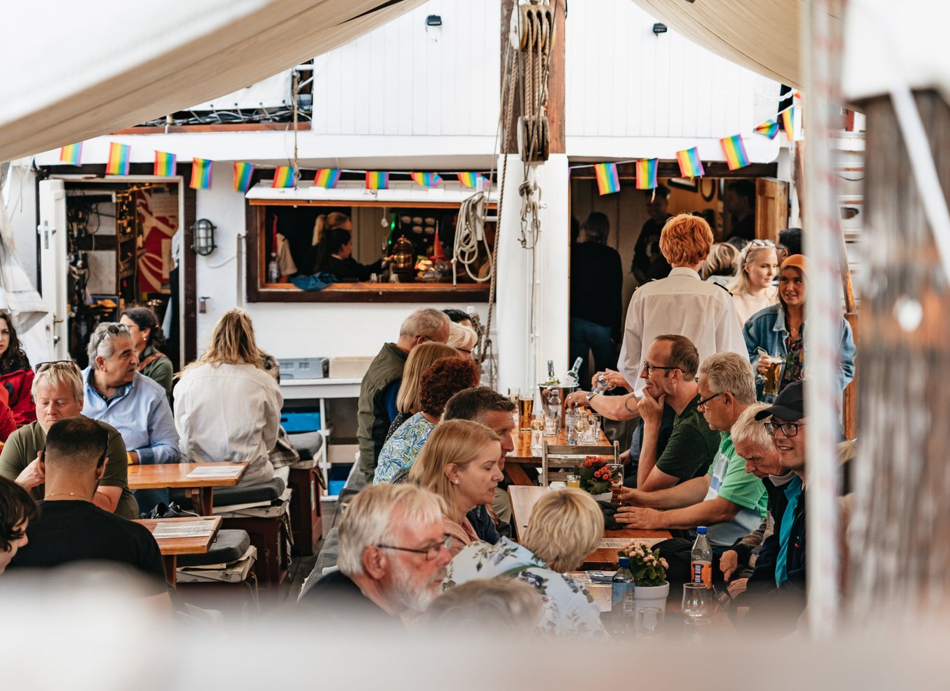 Oslo: Aftencruise i fjorden med rejebuffet