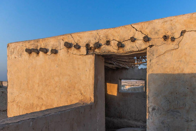 Von Doha aus: Kultur &amp; Geschichte Katars Tour in den Norden und Westen