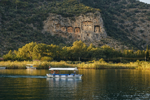 Marmaris: Turtle Beach, Mud Bath and Thermal Pool By Boat Marmaris Turtle Beach Tour w/Boat