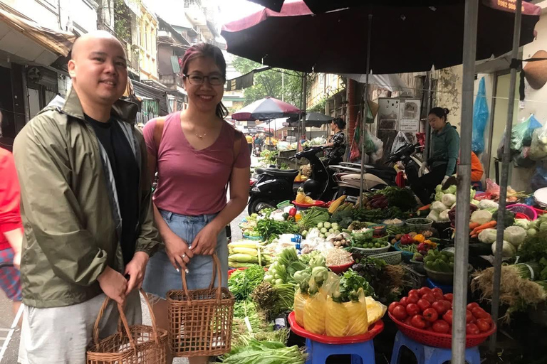 Da Nang: 5 famous dishes cooking class with market trip