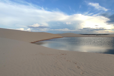 Passeio de quadriciclo nos Lençóis Maranhenses