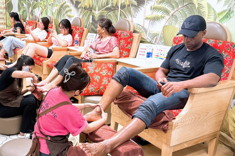 Da Nang: Ba Na Hills Late Start, Foot Massage & Local Food 4s private car + Cable car QR code ticket | NO guide & lunch